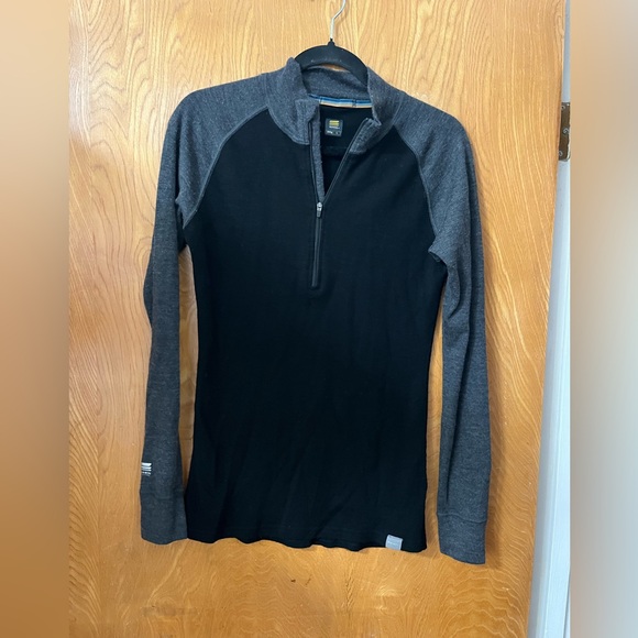 Meriwool Black and Gray Fitted half zip Long Sleeve wool Top L - Picture 1 of 8